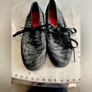 Vans zebra sneakers 10